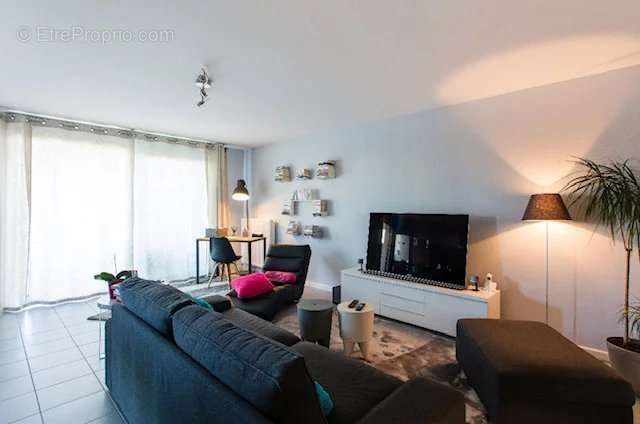 Appartement à EVIAN-LES-BAINS