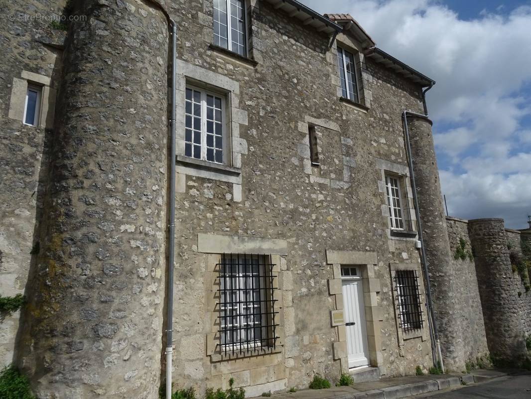 Maison à CHAUVIGNY