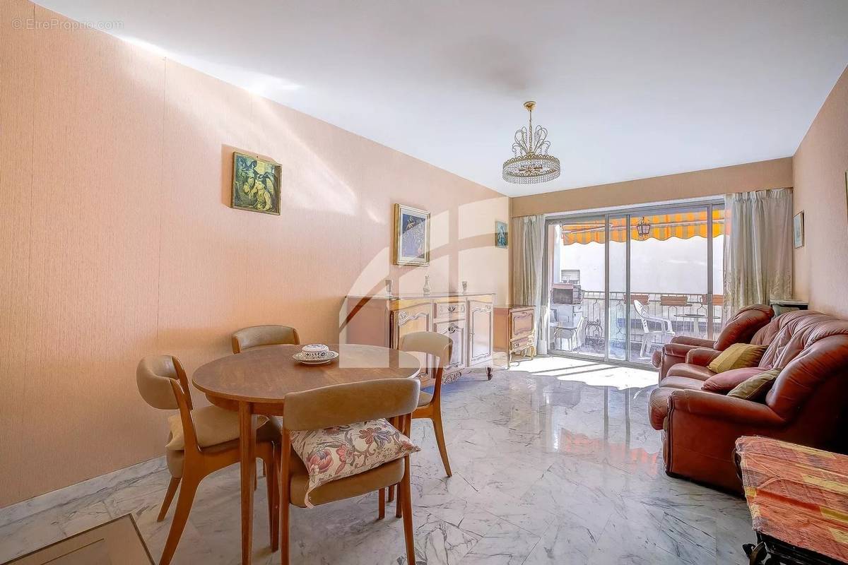 Appartement à NICE