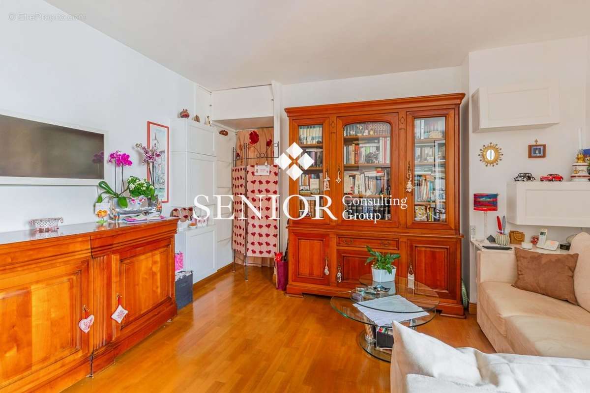 Appartement à PARIS-19E