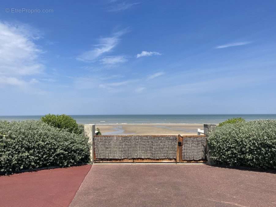 Appartement à BENERVILLE-SUR-MER