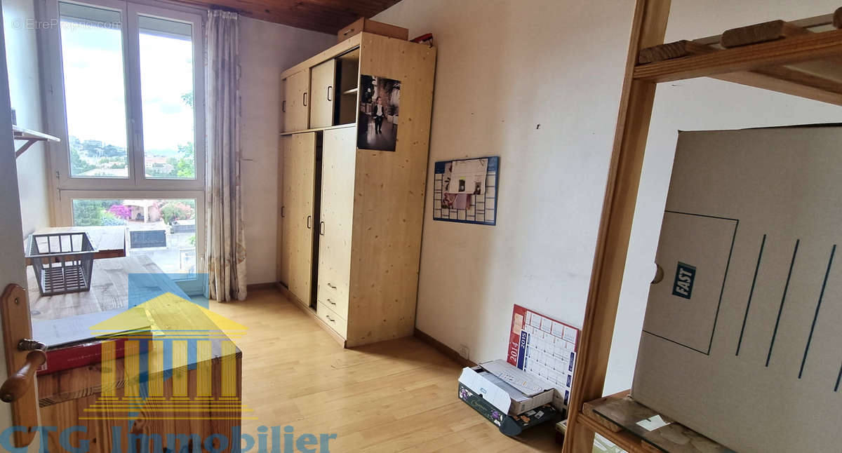 Appartement à MARSEILLE-8E