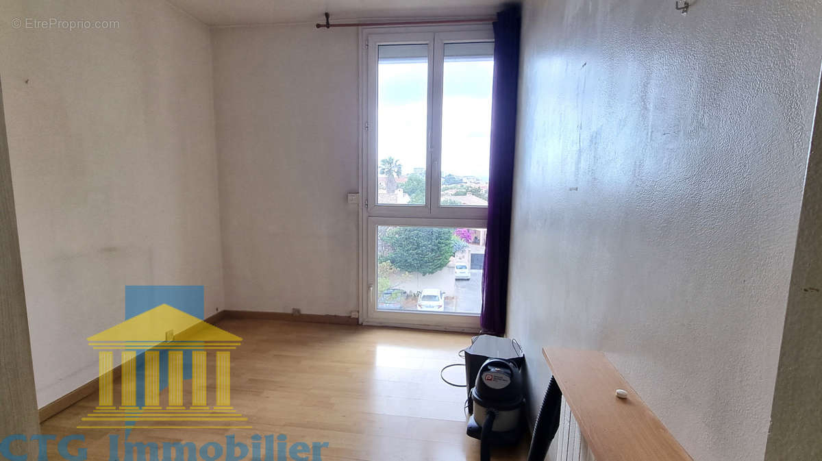 Appartement à MARSEILLE-8E