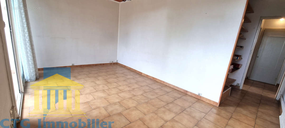 Appartement à MARSEILLE-8E