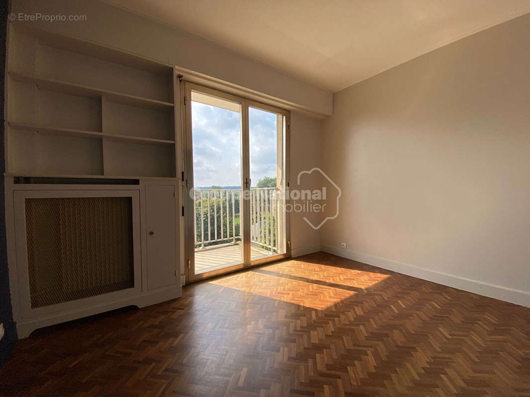 Appartement à VERSAILLES