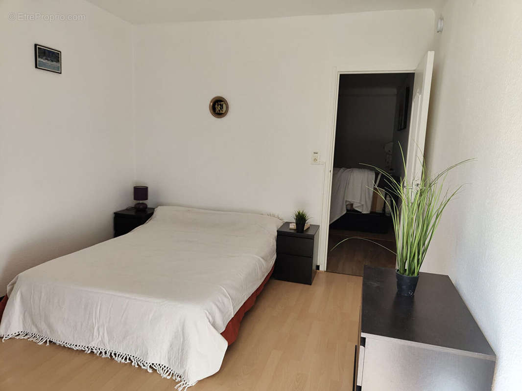 Appartement à VIAS