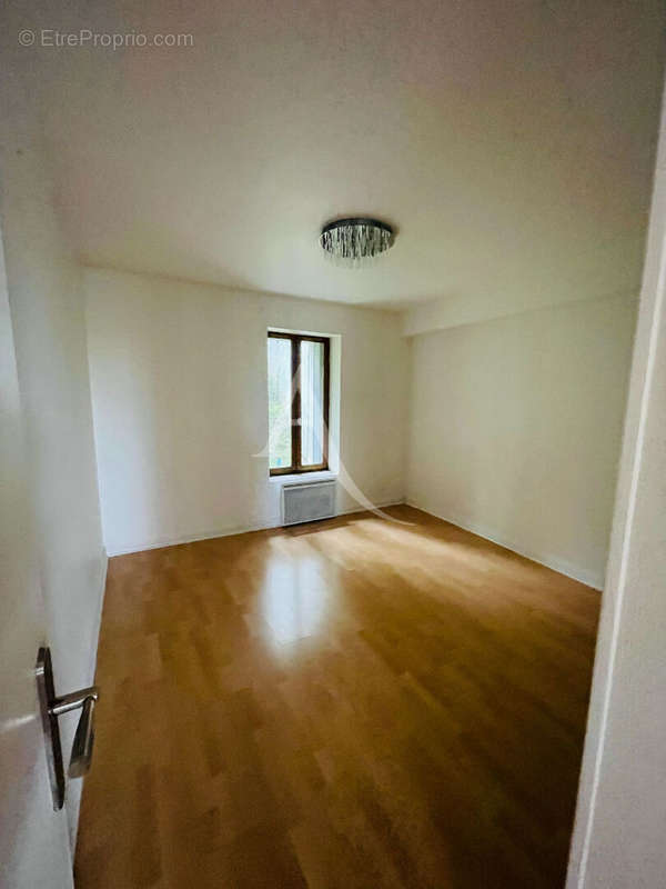 Appartement à CREGY-LES-MEAUX