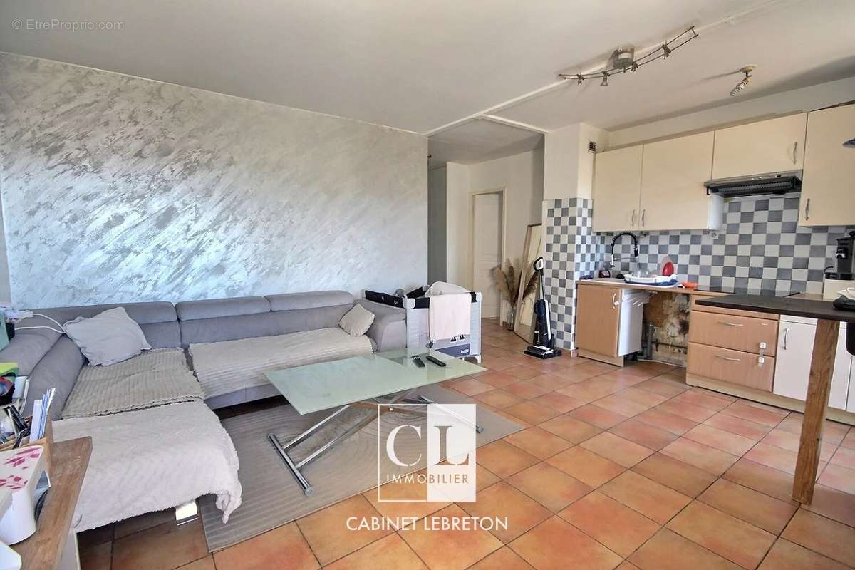 Appartement à MARSEILLE-10E