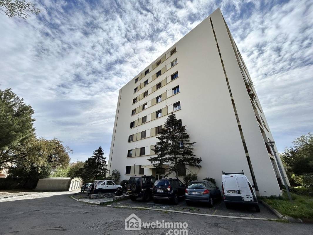 Résidence le Masséna avec ascenseur - Appartement à BASTIA