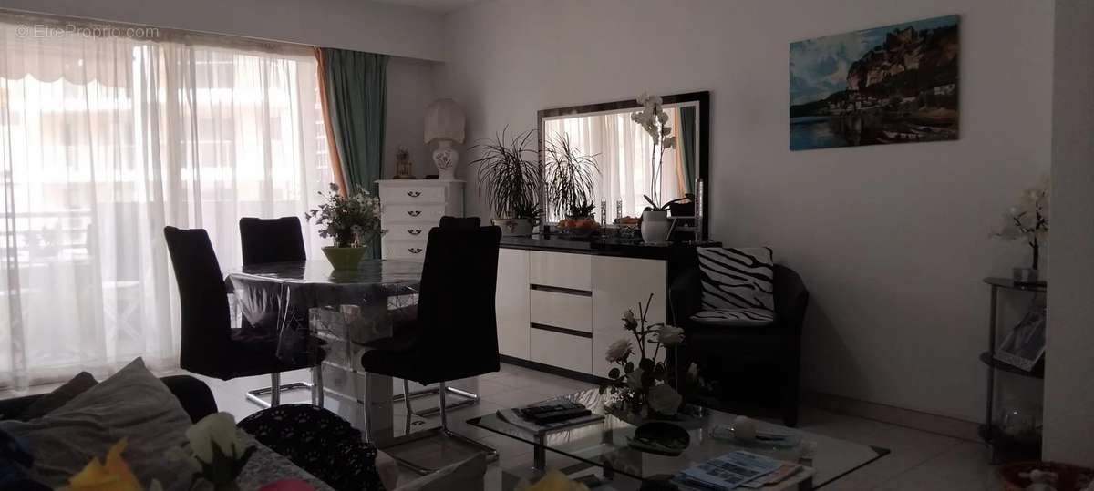 Appartement à MENTON