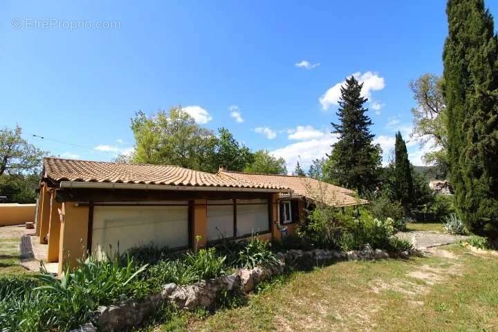 Maison à FORCALQUEIRET