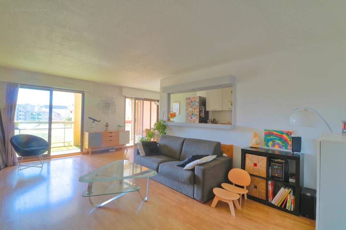 Appartement à MARSEILLE-8E