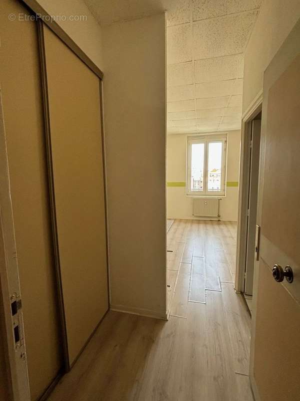 Appartement à SAINT-ETIENNE