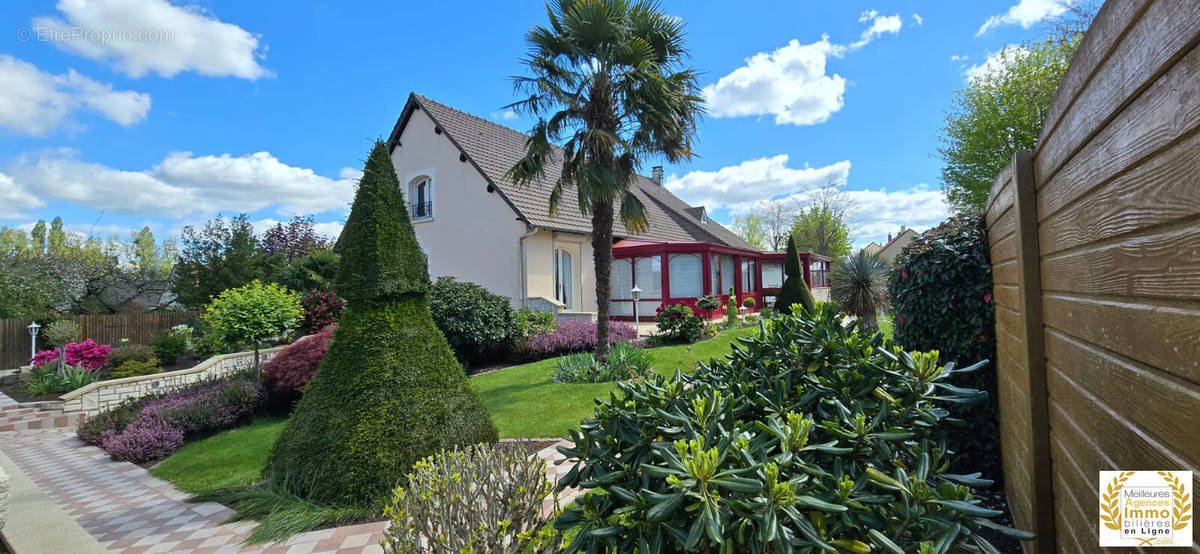 Maison à ARCONNAY