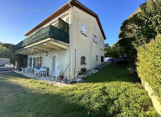 Maison à CAGNES-SUR-MER