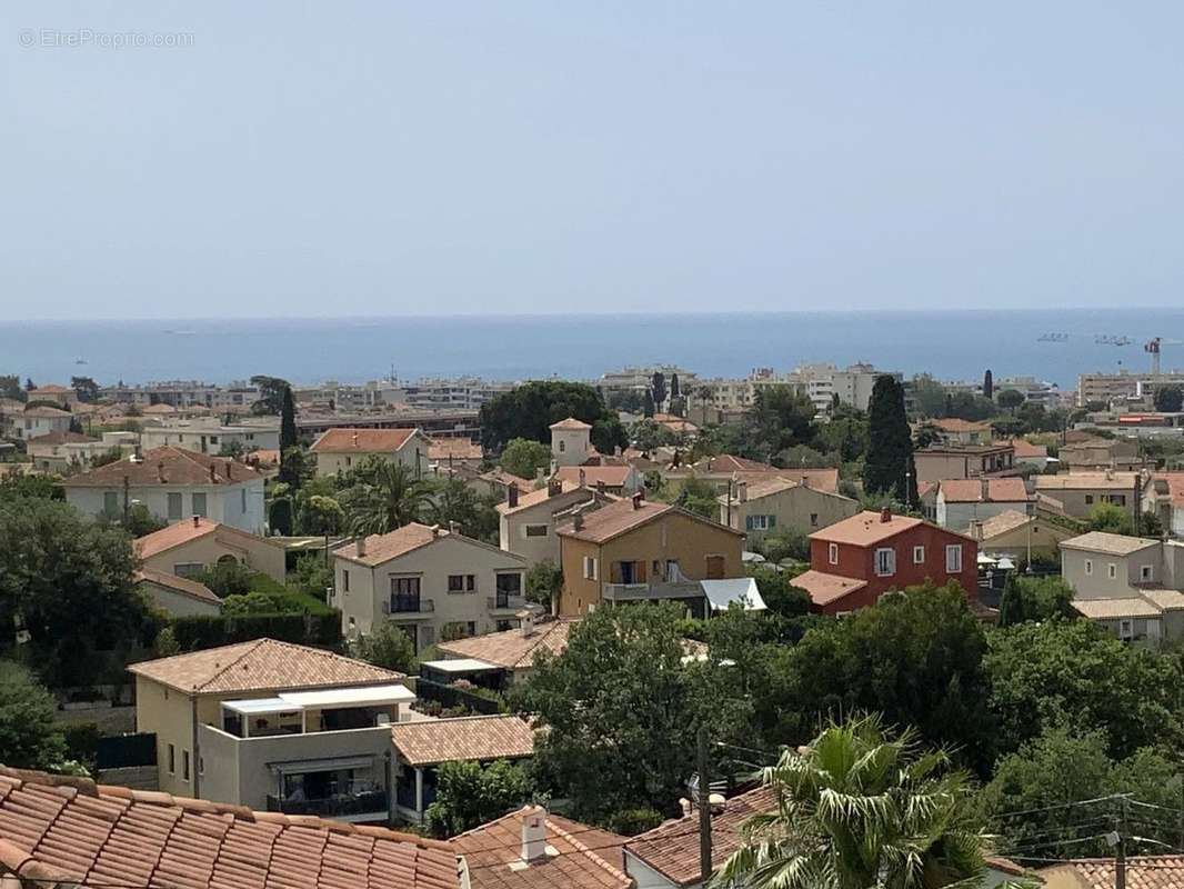 Maison à CAGNES-SUR-MER