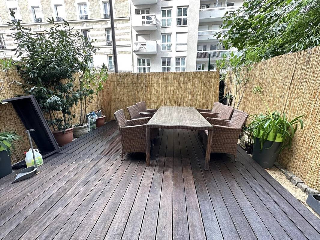 Appartement à PARIS-19E