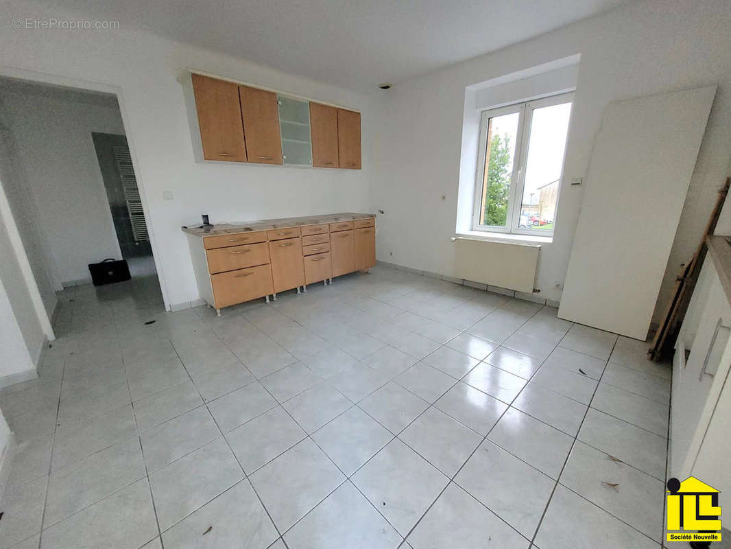 Appartement à CHARLEVILLE-MEZIERES