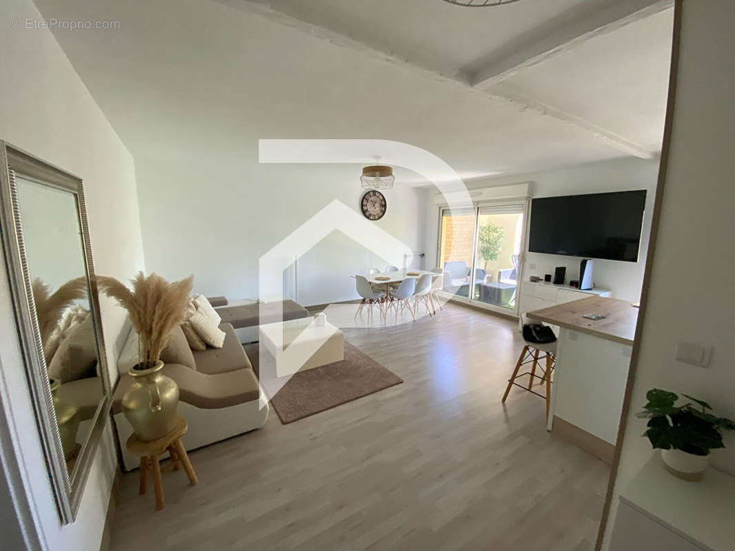 Appartement à MARSEILLE-16E