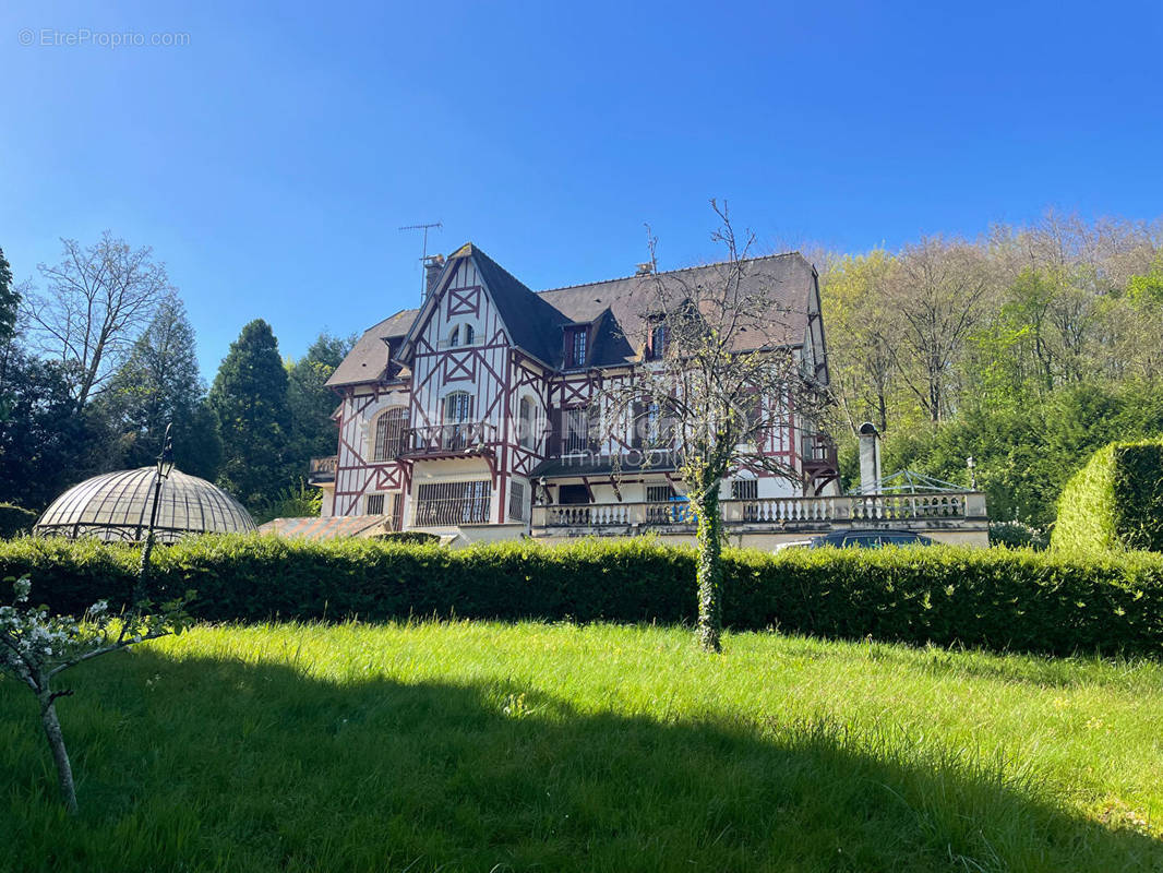 Maison à PIERREFONDS