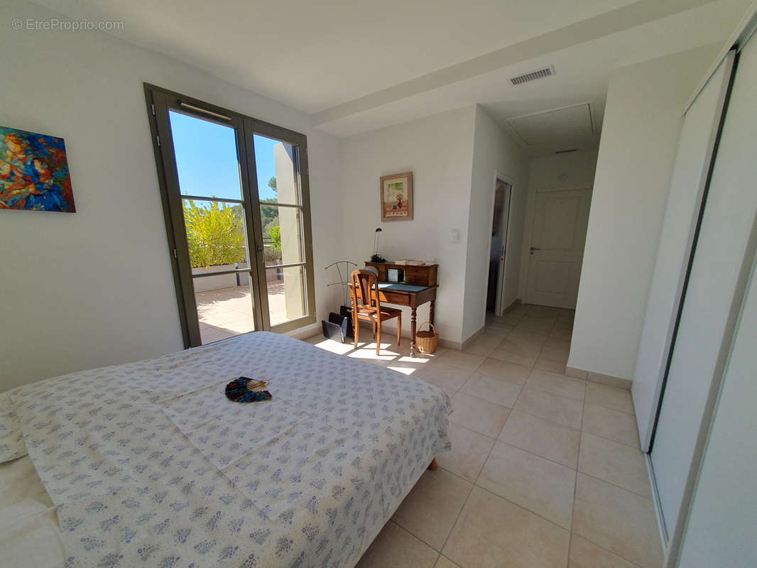 Appartement à UZES