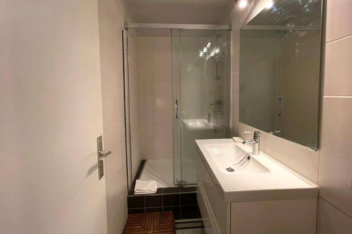 Appartement à PARIS-6E