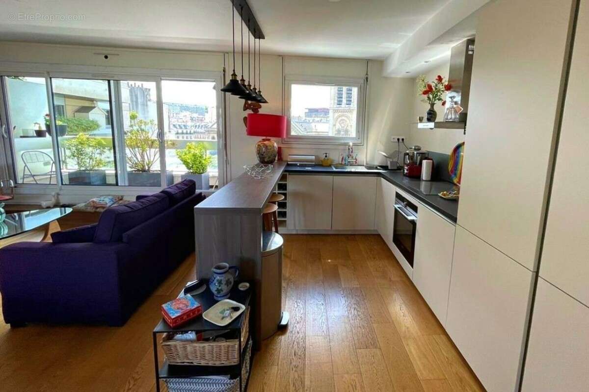 Appartement à PARIS-6E