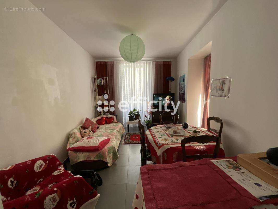 Appartement à AUBENAS