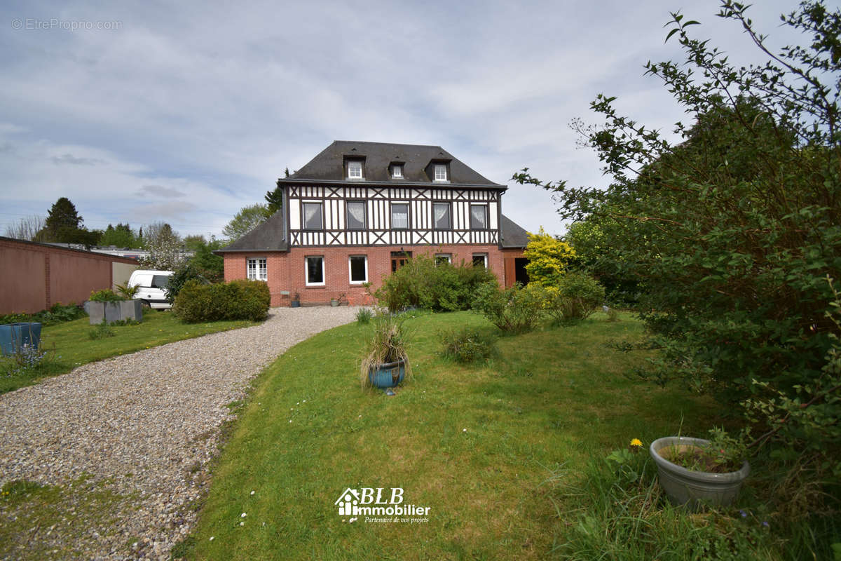 Maison à YVETOT