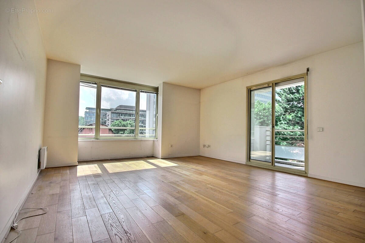 Appartement à LEVALLOIS-PERRET