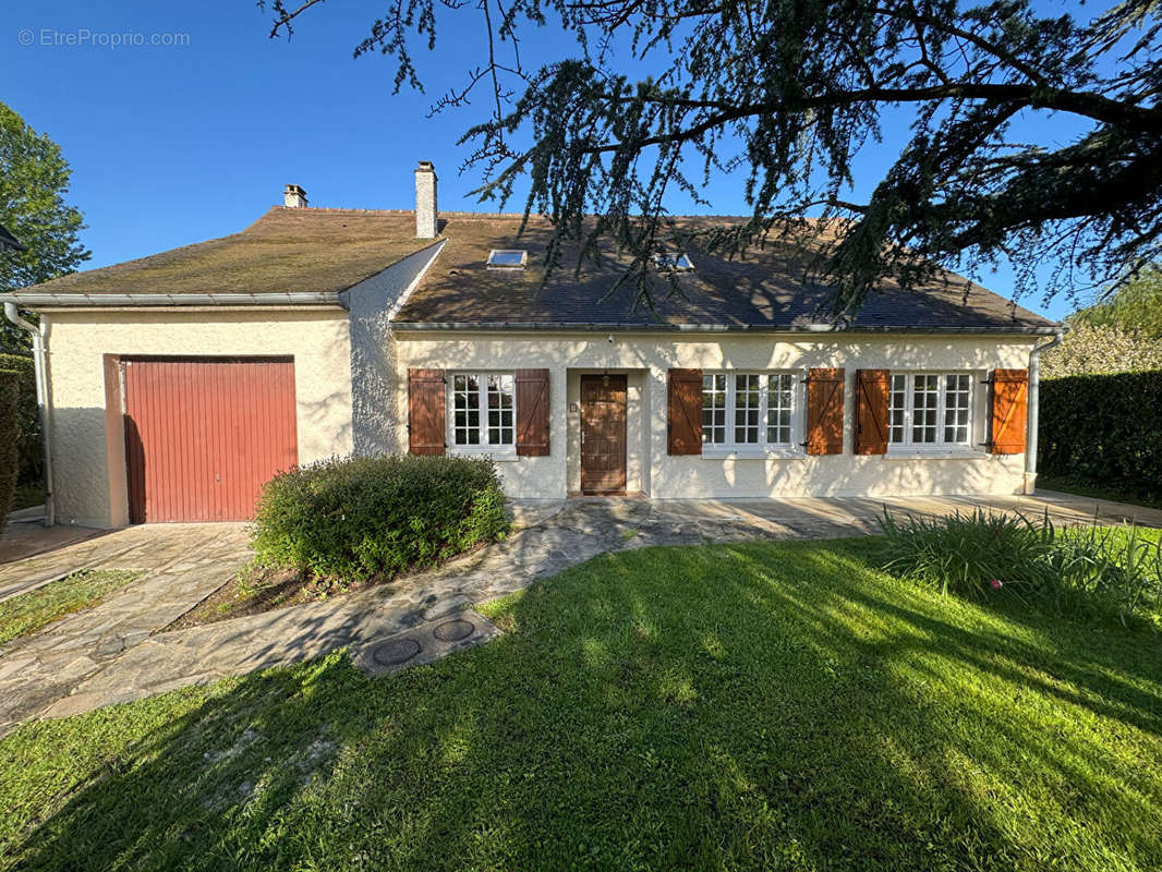 Maison à MONTFORT-L&#039;AMAURY