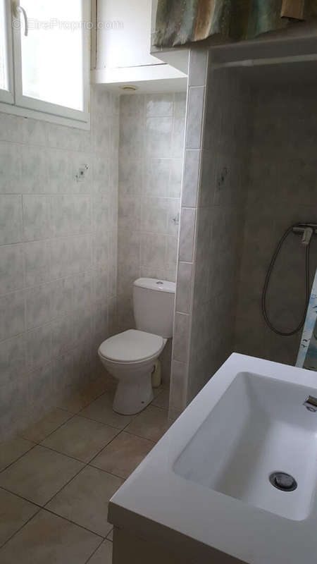 Appartement à RODILHAN