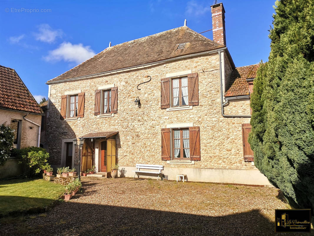 Maison à DOURDAN