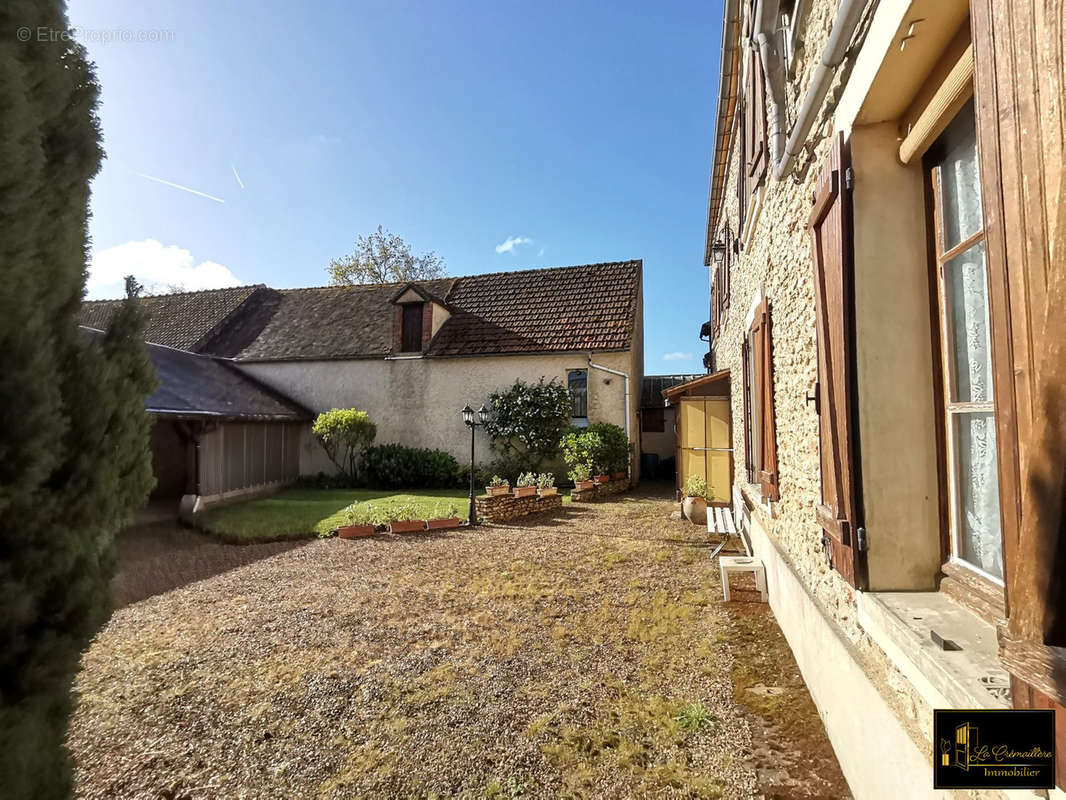 Maison à DOURDAN