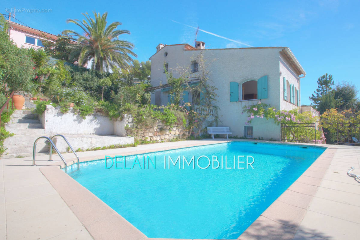 Maison à CAGNES-SUR-MER