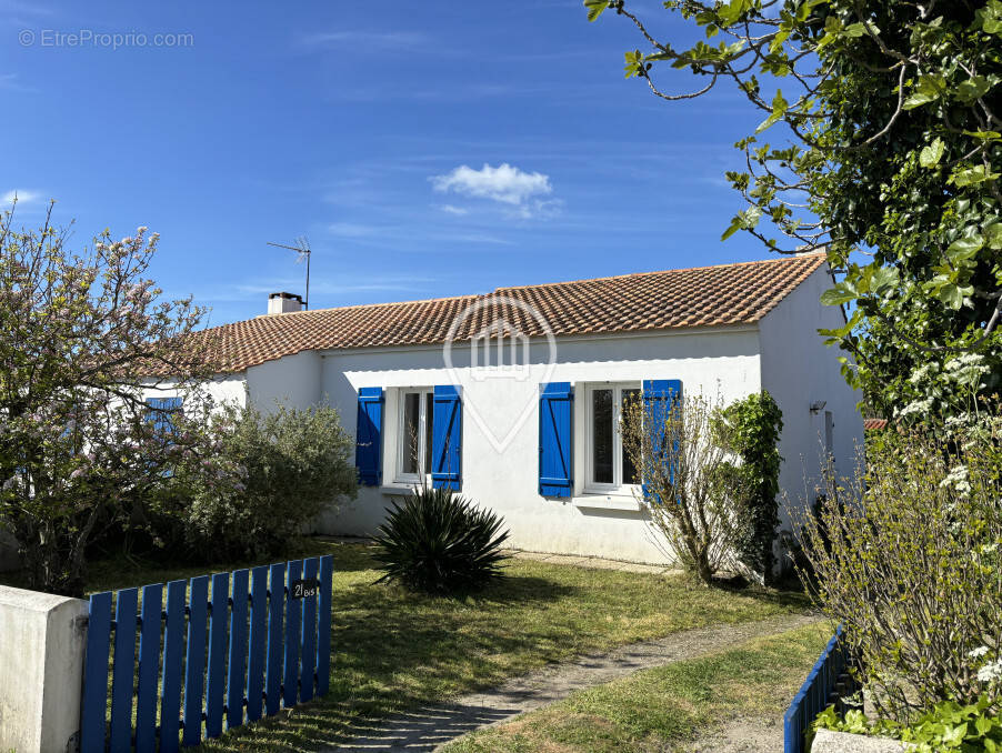 Maison à L&#039;EPINE