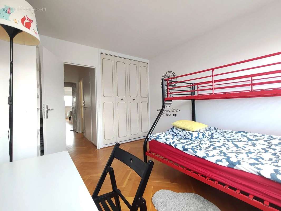 Appartement à COLOMBES