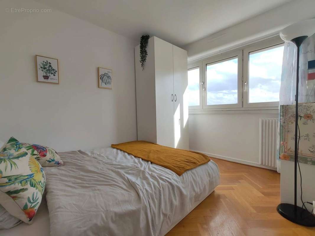 Appartement à COLOMBES