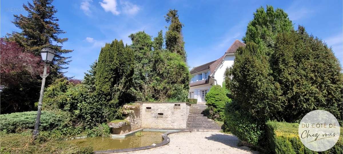 Maison à ROSIERES-PRES-TROYES