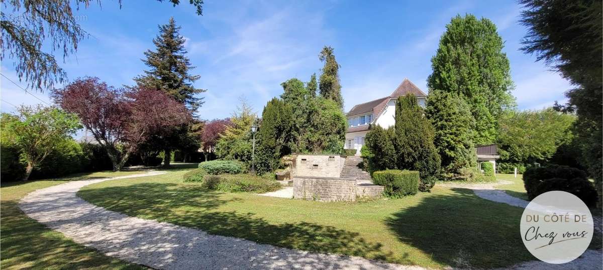 Maison à ROSIERES-PRES-TROYES