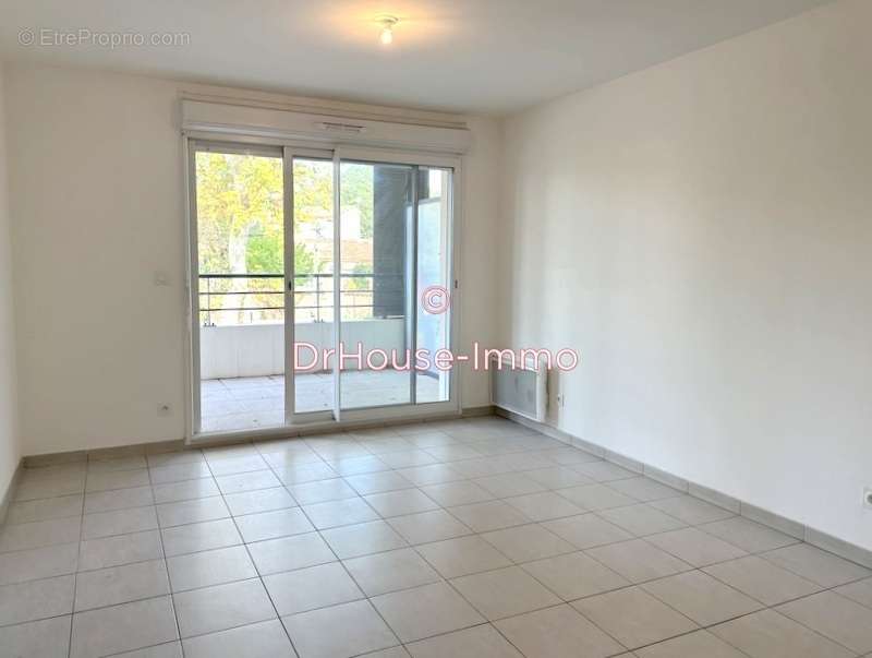 Appartement à MARSEILLE-11E