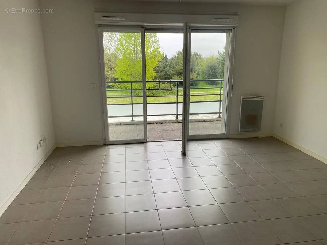 Appartement à VILLENAVE-D&#039;ORNON