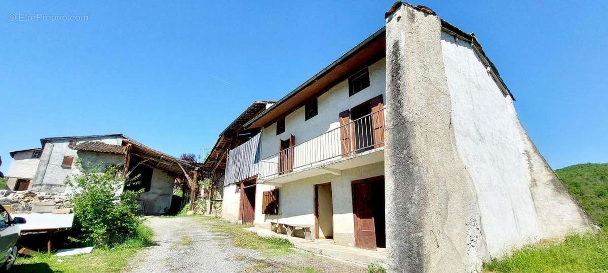 Maison à LA BASTIDE-DE-SEROU