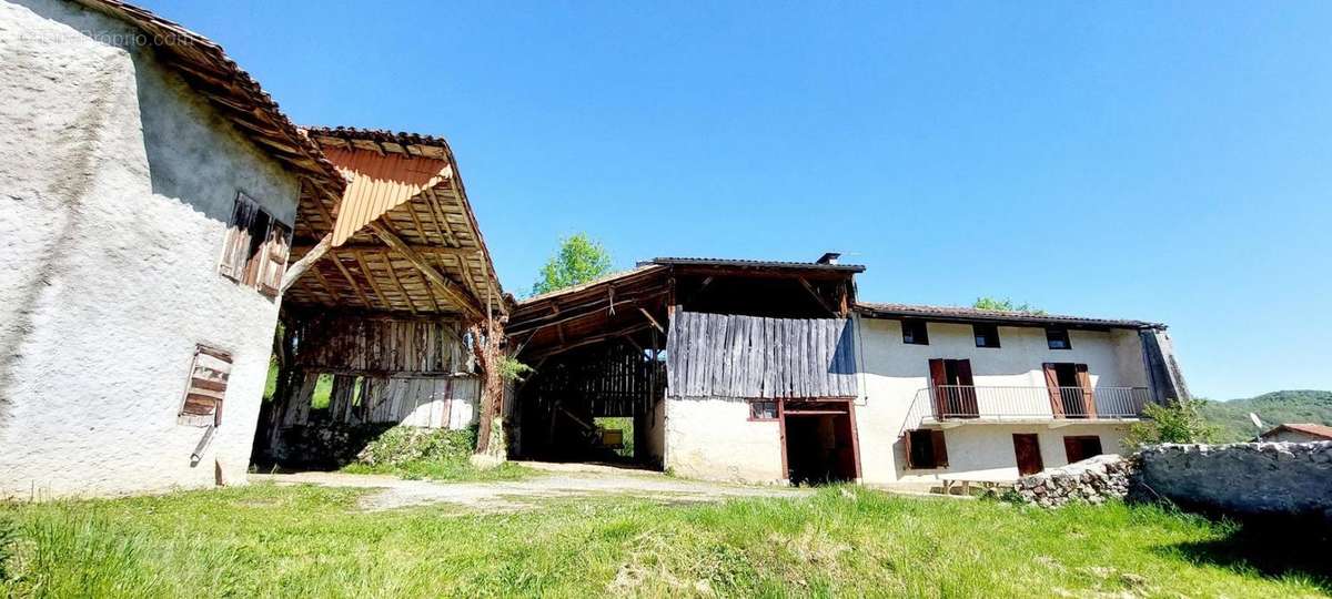 Maison à LA BASTIDE-DE-SEROU