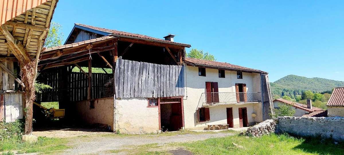 Maison à LA BASTIDE-DE-SEROU