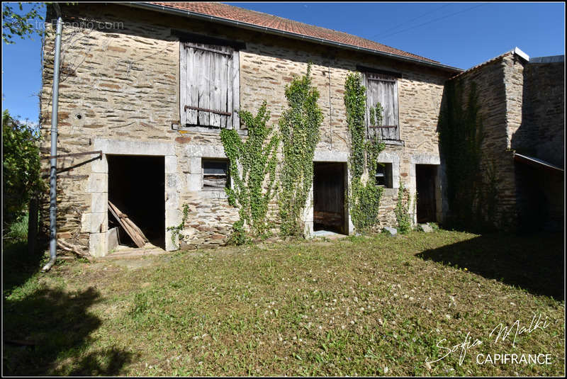 Maison à BOUSSAC