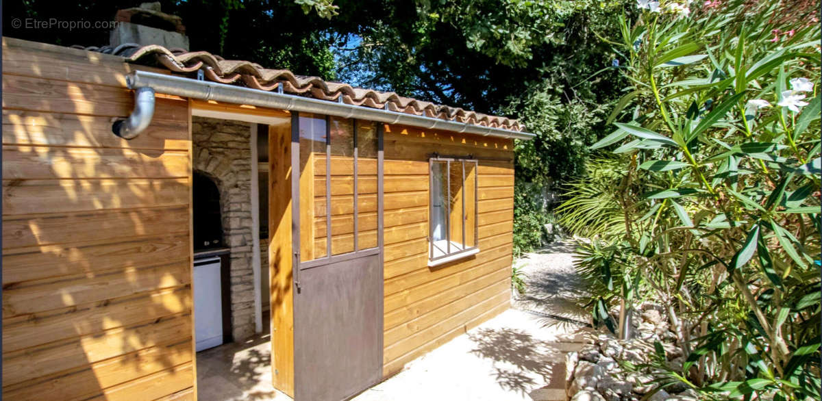 Maison à VAISON-LA-ROMAINE