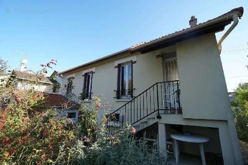 Maison à AULNAY-SOUS-BOIS