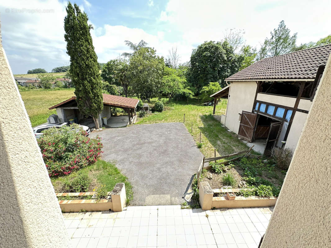 Maison à SAUVETERRE