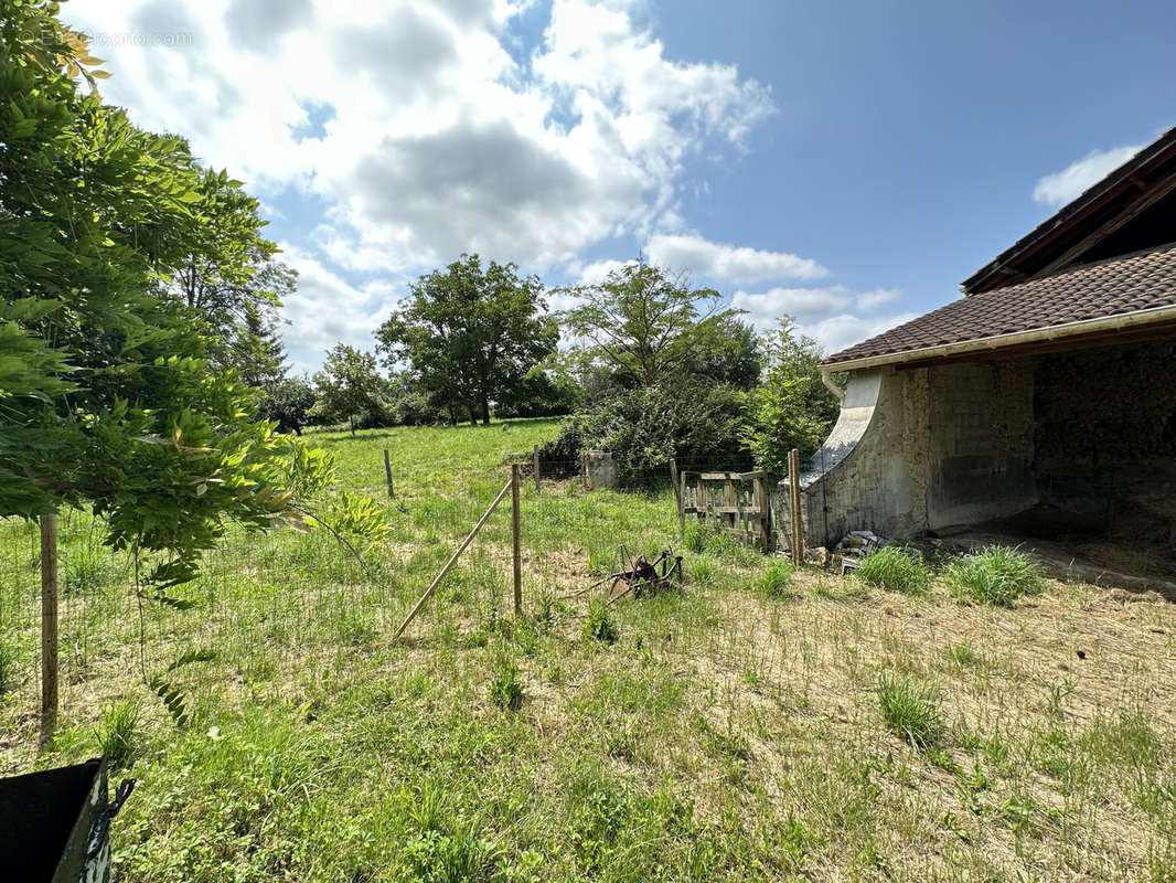 Maison à SAUVETERRE